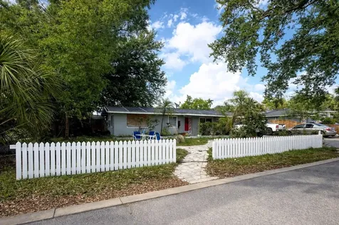 1525 7th Avenue Drive E Bradenton FL 34208