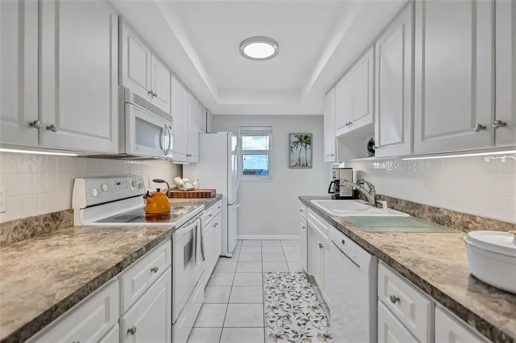 6140 Midnight Pass Road Sarasota FL 34242