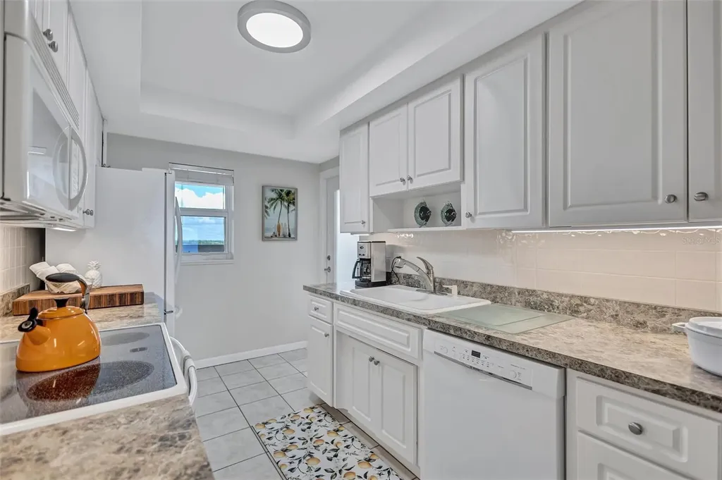 6140 Midnight Pass Road Sarasota FL 34242