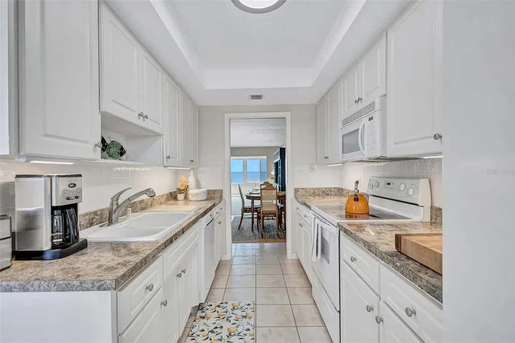 6140 Midnight Pass Road Sarasota FL 34242