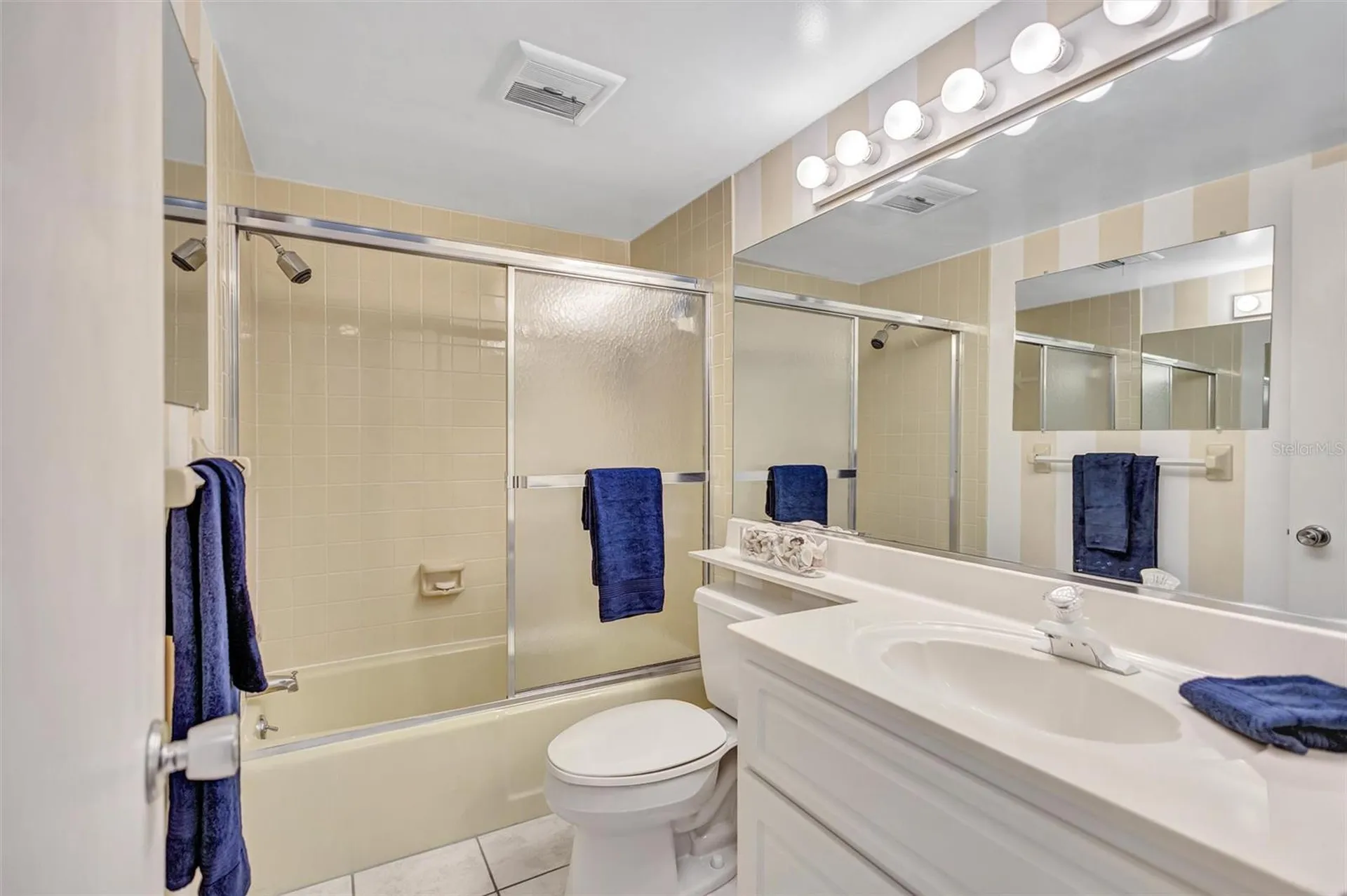 6140 Midnight Pass Road Sarasota FL 34242