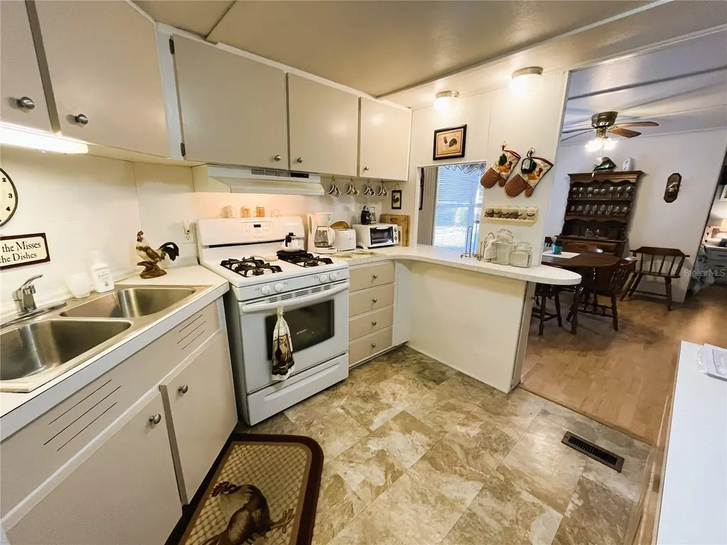 1807 Iowa Avenue Bradenton FL 34207