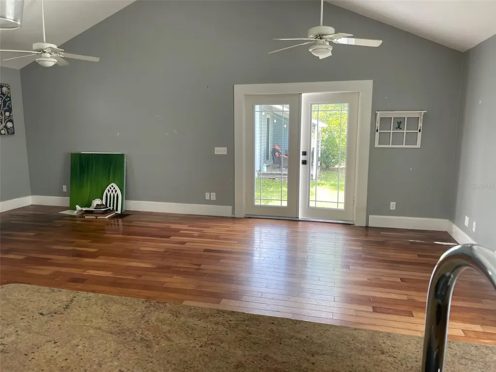 5419 9th Zephyrhills FL 33542