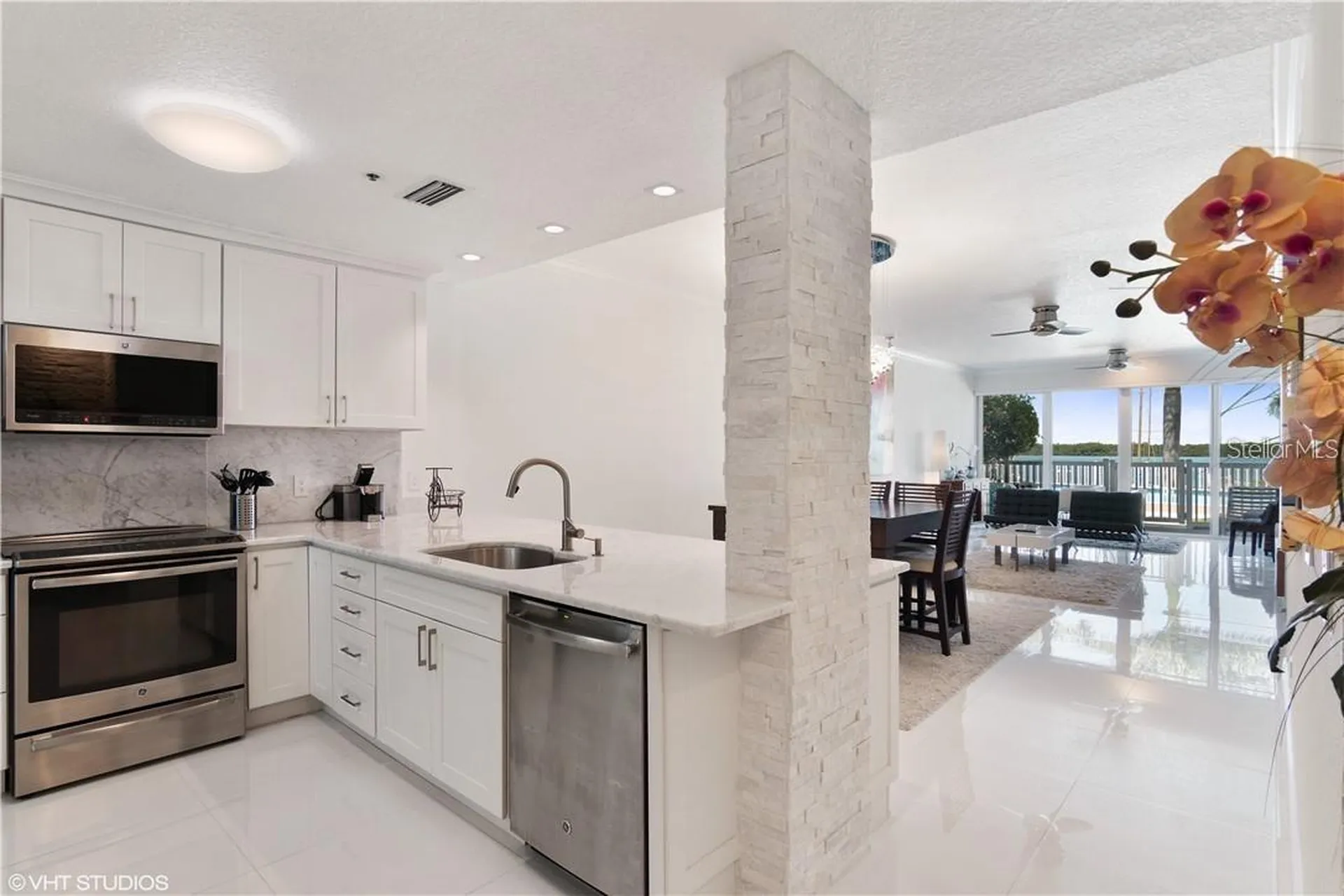 615 Dream Island Road Longboat Key FL 34228