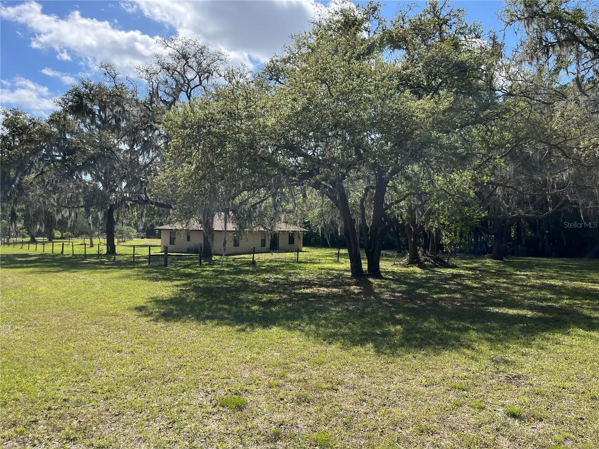 7478 Cr 663 Bushnell FL 33513