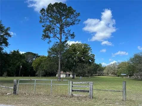 7478 Cr 663 Bushnell FL 33513