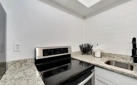 4513 W Mcelroy Avenue Tampa FL 33611