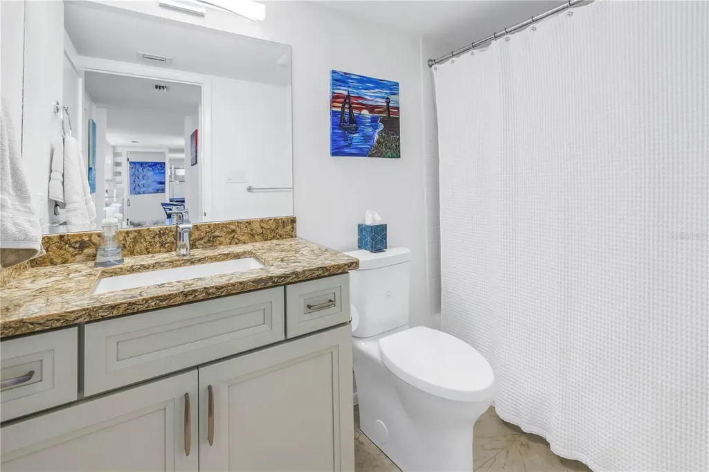 2795 Kipps Colony Drive S St Petersburg FL 33707