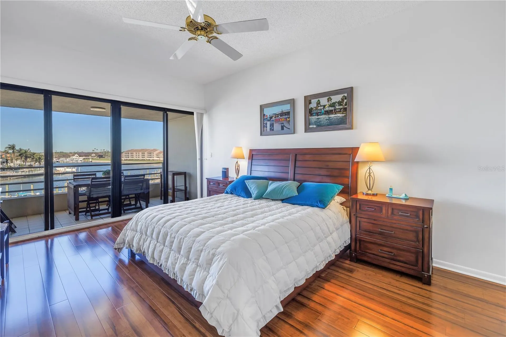 2795 Kipps Colony Drive S St Petersburg FL 33707