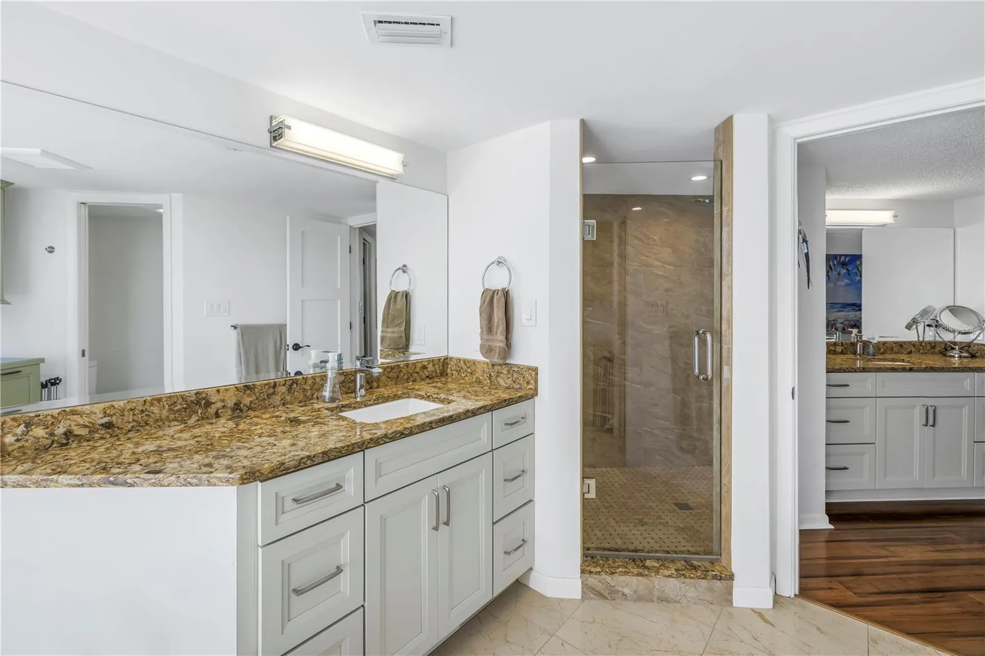 2795 Kipps Colony Drive S St Petersburg FL 33707
