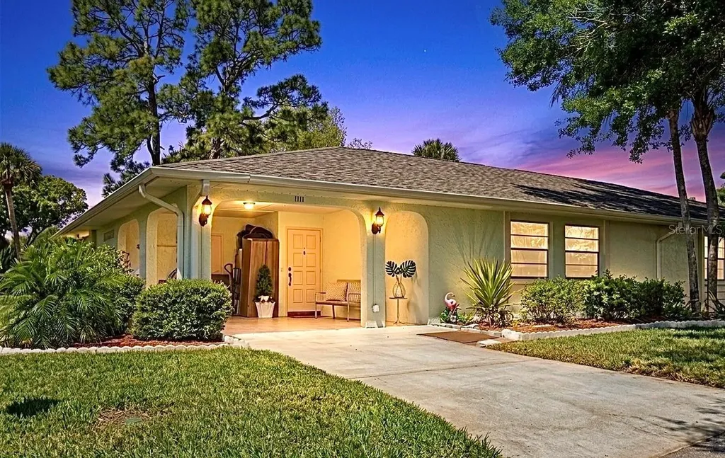 1111 Harefield Circle Sun City Center FL 33573