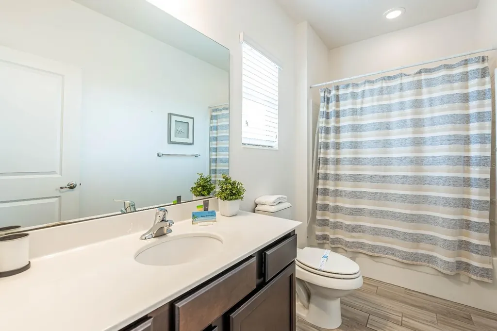 2661 Calistoga Kissimmee FL 34741