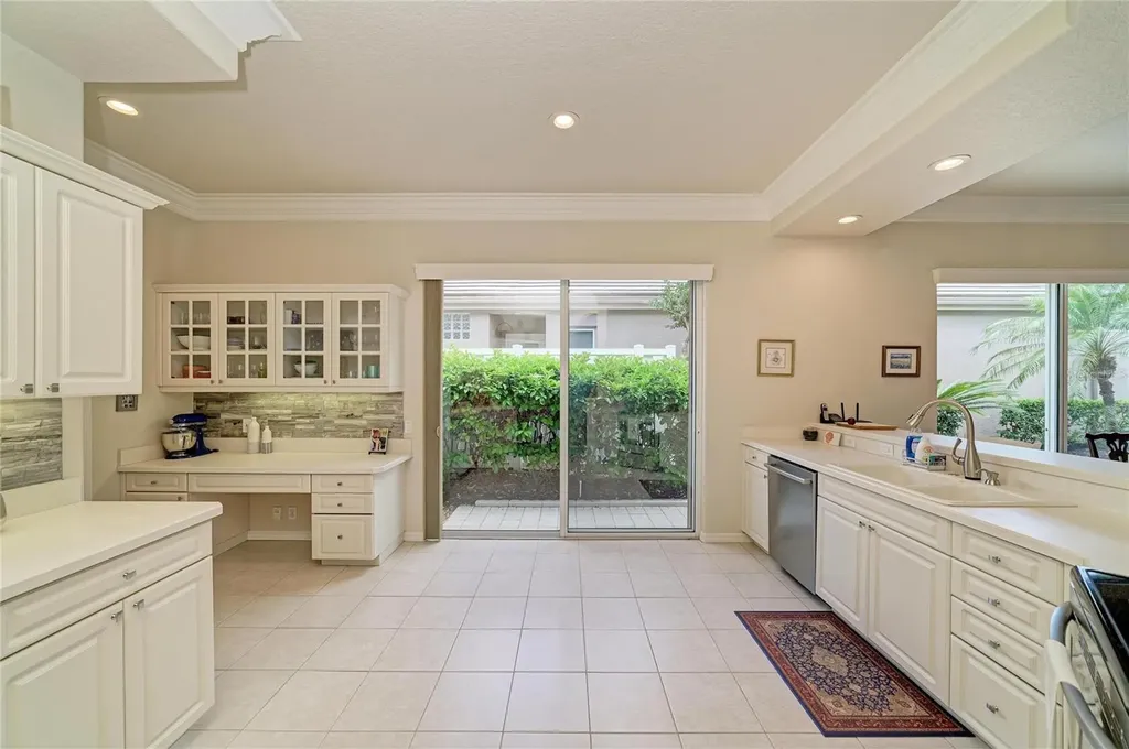8778 49th Terrace E Bradenton FL 34211