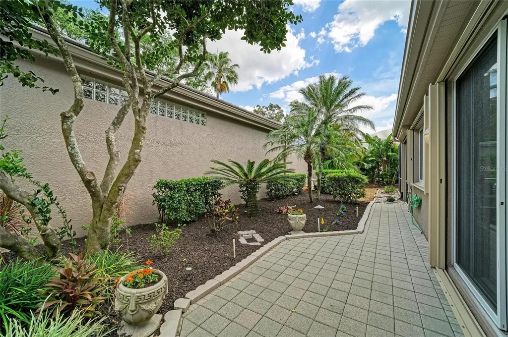 8778 49th Terrace E Bradenton FL 34211
