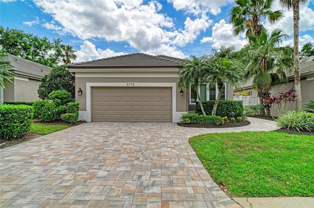 8778 49th Terrace E Bradenton FL 34211