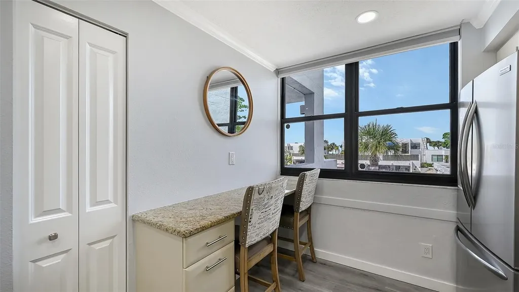 706 Bayport Way Longboat Key FL 34228