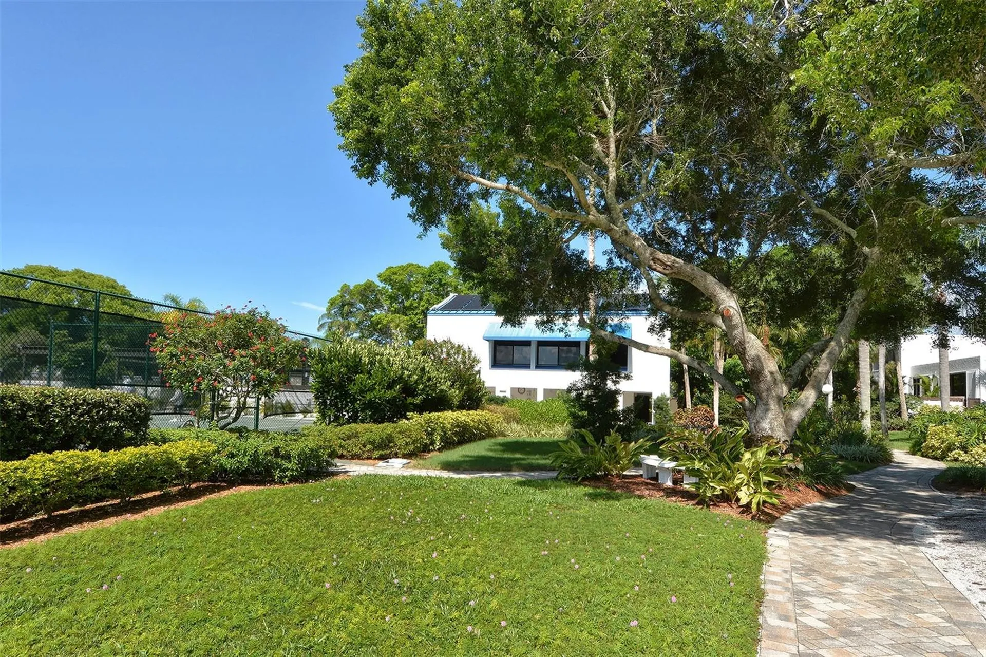 706 Bayport Way Longboat Key FL 34228