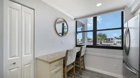 706 Bayport Way Longboat Key FL 34228