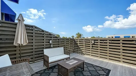 706 Bayport Way Longboat Key FL 34228