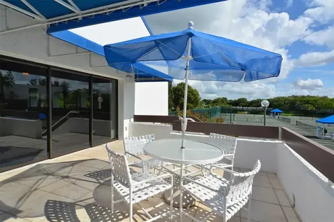 706 Bayport Way Longboat Key FL 34228
