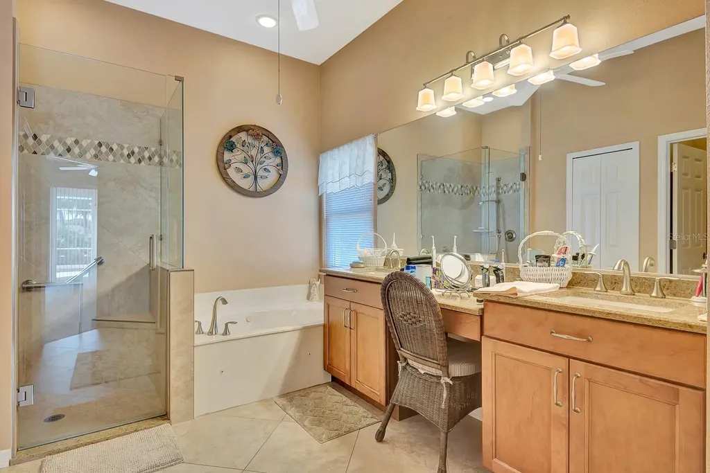 6835 Winslow Street Sarasota FL 34243