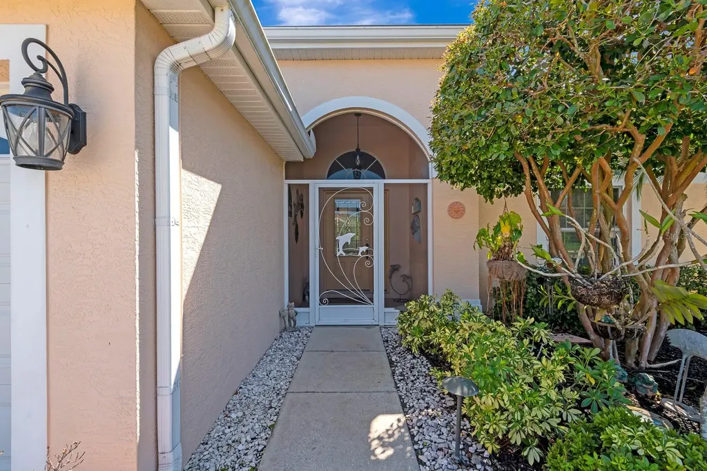 6835 Winslow Street Sarasota FL 34243