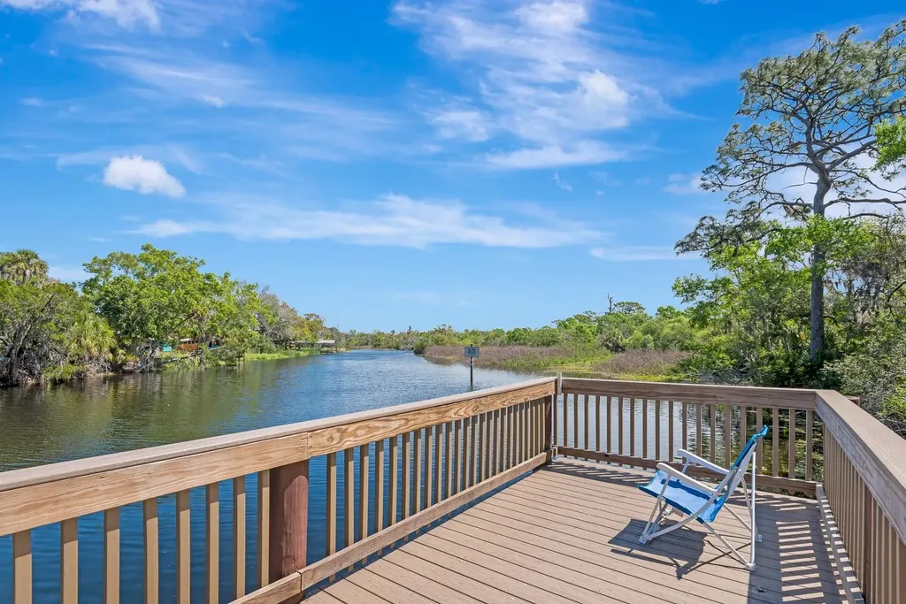 6835 Winslow Street Sarasota FL 34243
