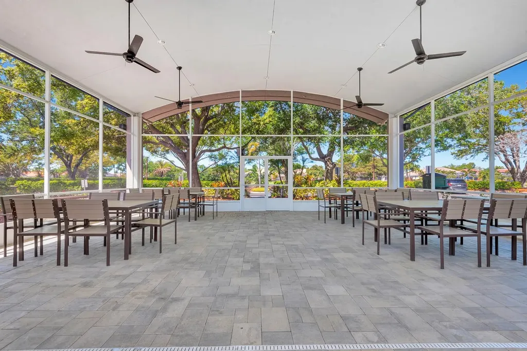 6835 Winslow Street Sarasota FL 34243