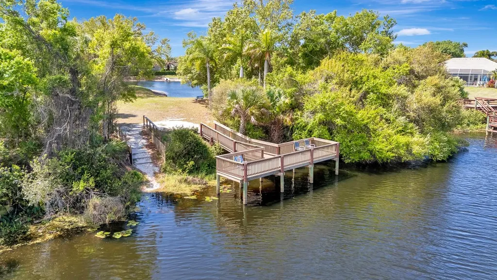 6835 Winslow Street Sarasota FL 34243