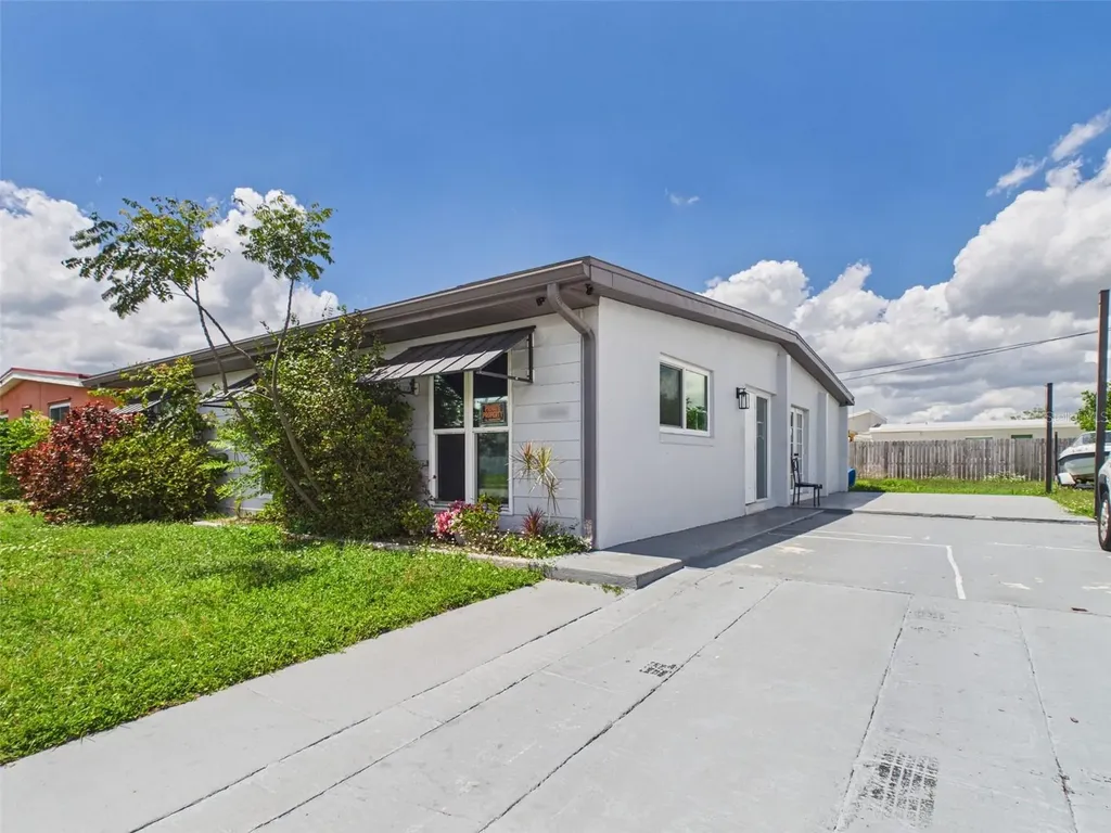 22040 Felton Avenue Port Charlotte FL 33952