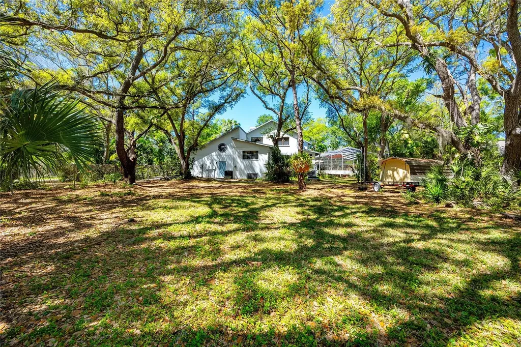 9753 78th Avenue N Seminole FL 33777