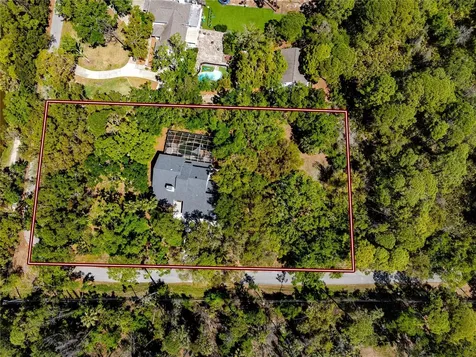 9753 78th Avenue N Seminole FL 33777