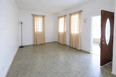 Calle 17 Y 10 Extension Villa Rica Bayamon PR 00956