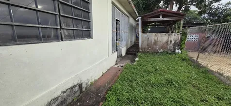 Calle 17 Y 10 Extension Villa Rica Bayamon PR 00956