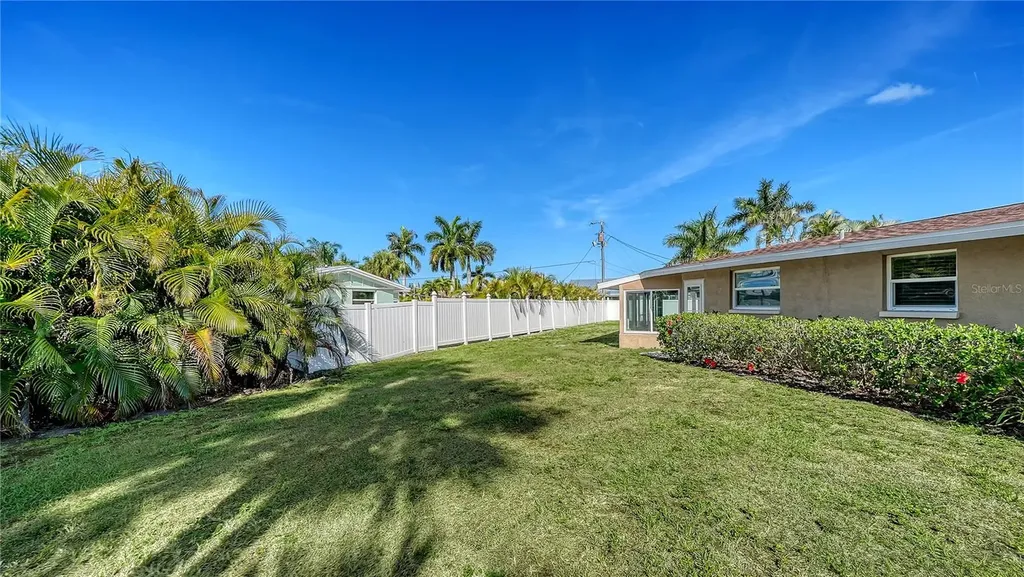 6620 Avenue C Sarasota FL 34231