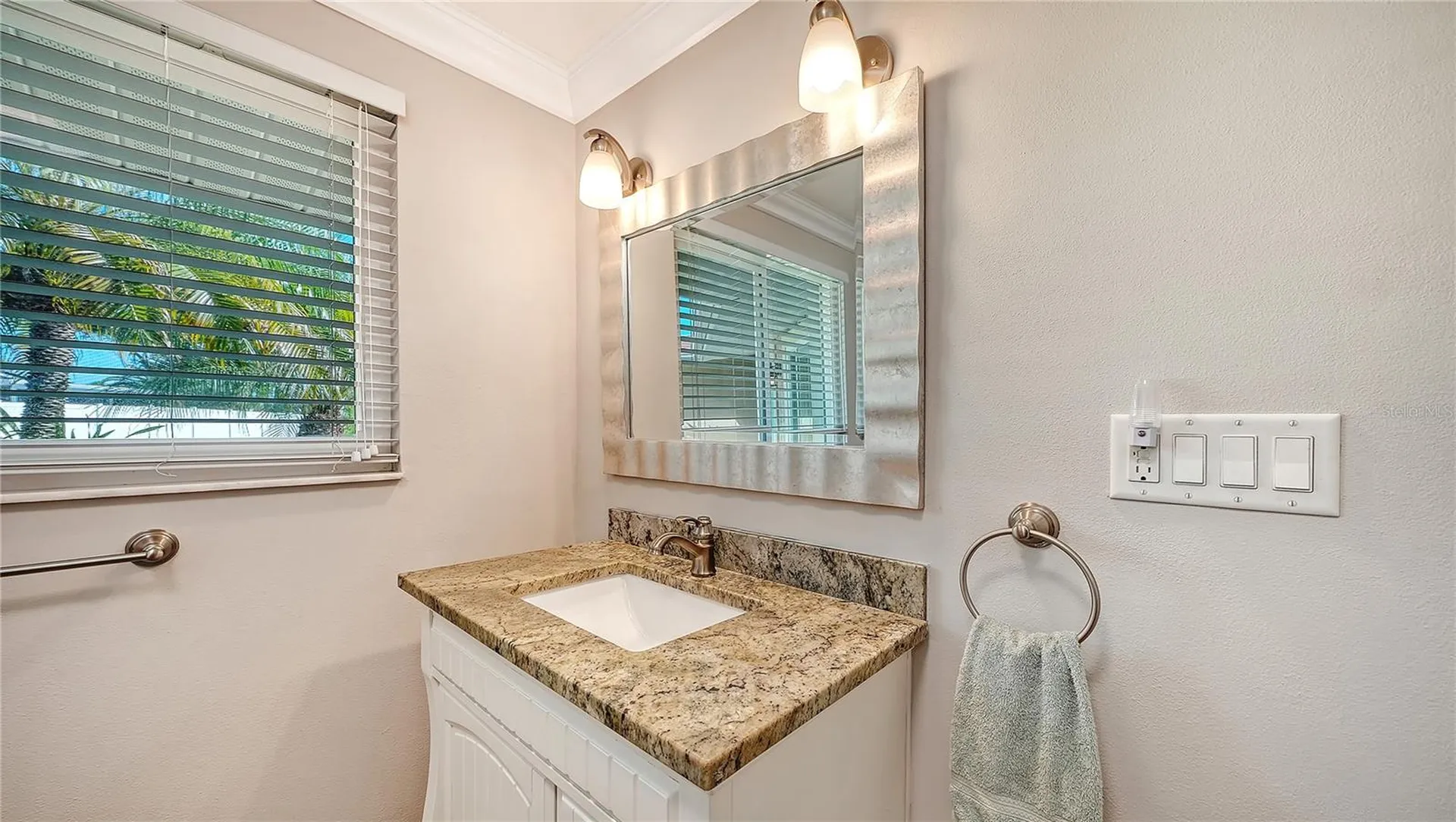 6620 Avenue C Sarasota FL 34231
