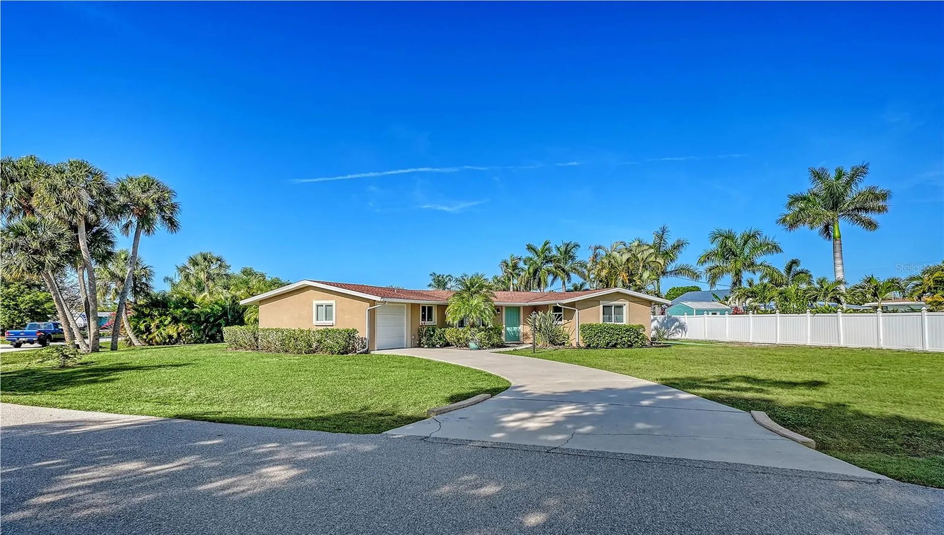 6620 Avenue C Sarasota FL 34231