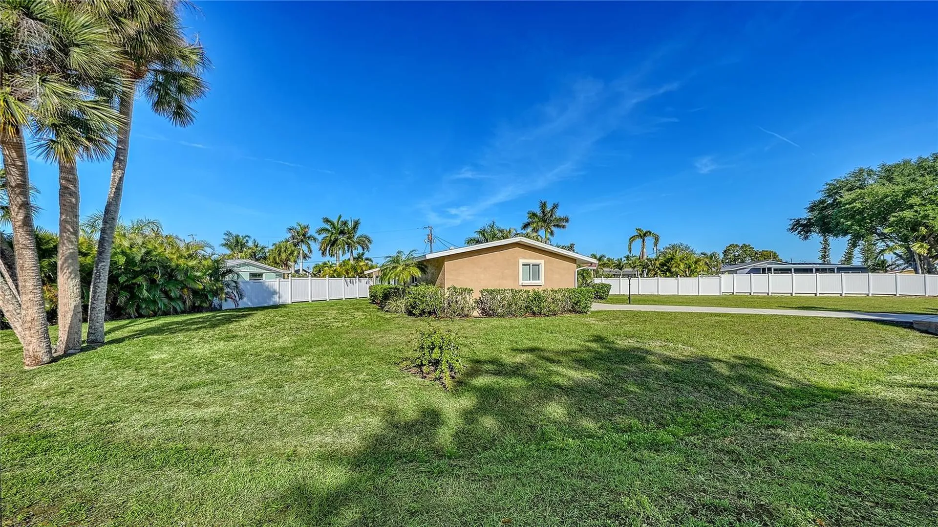 6620 Avenue C Sarasota FL 34231