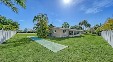6620 Avenue C Sarasota FL 34231