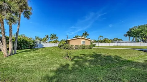 6620 Avenue C Sarasota FL 34231