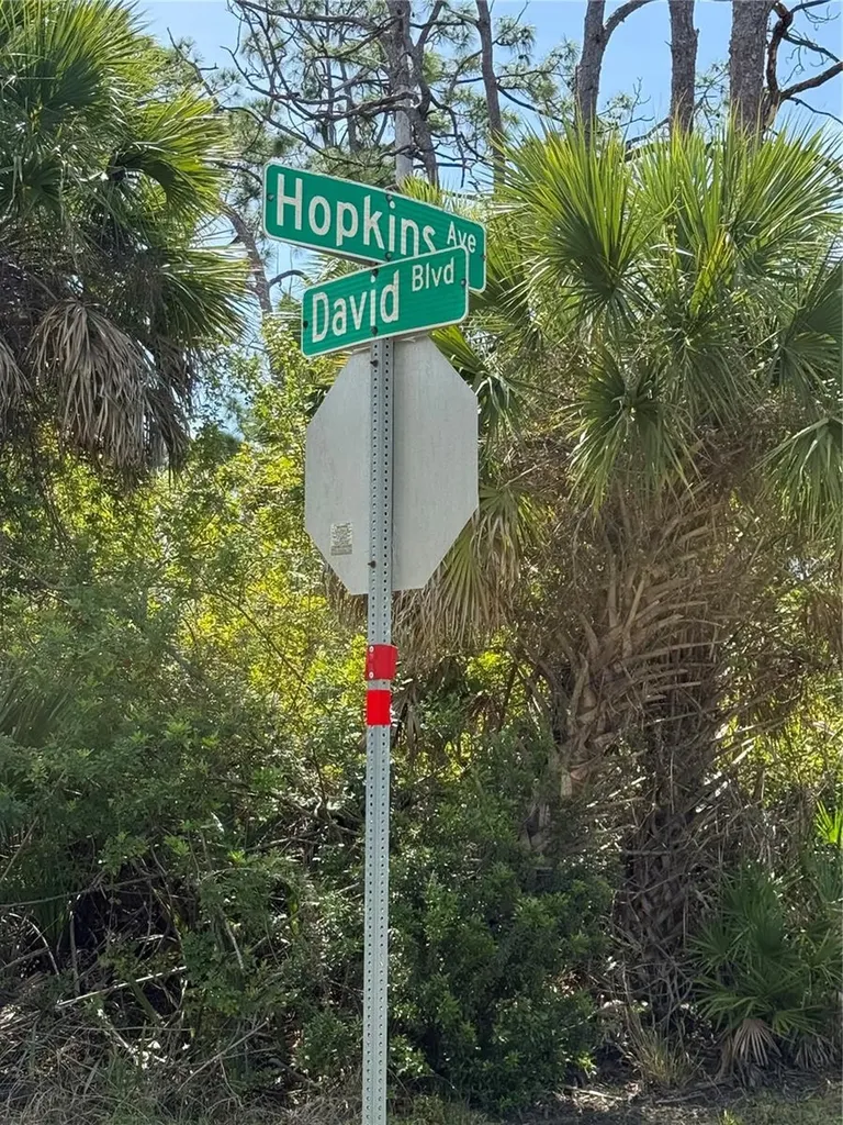 5101 Hopkins Avenue Port Charlotte FL 33981