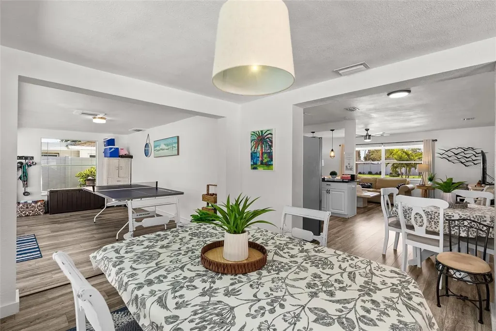 10943 90th Avenue Seminole FL 33772