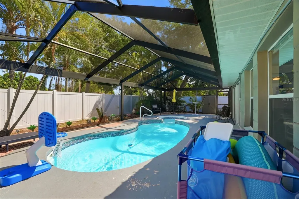 10943 90th Avenue Seminole FL 33772