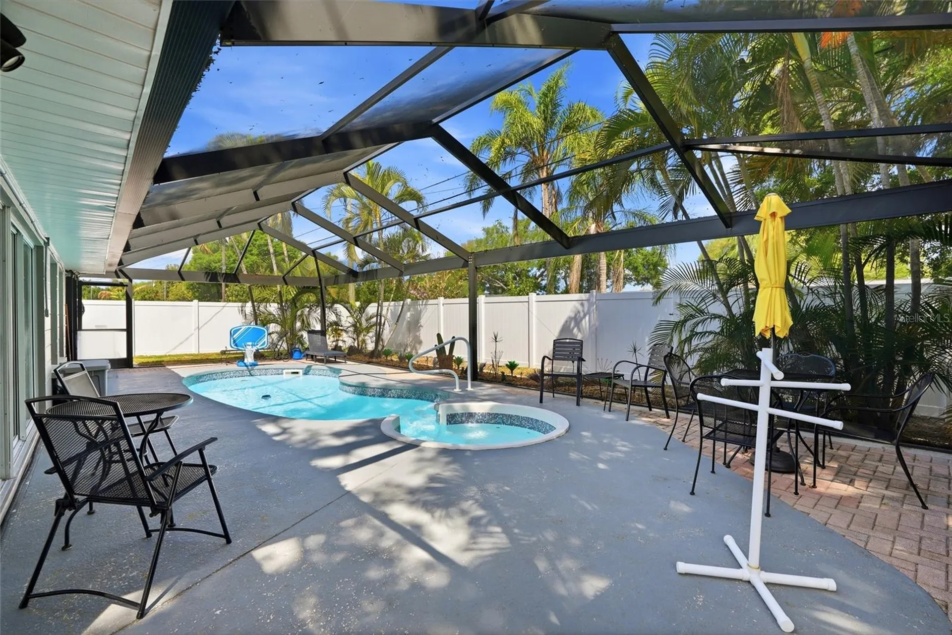 10943 90th Avenue Seminole FL 33772