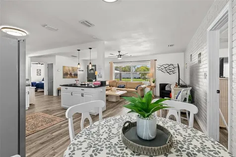 10943 90th Avenue Seminole FL 33772