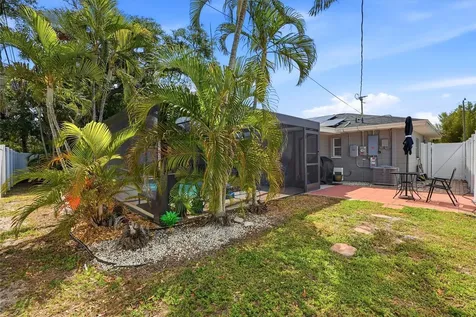 10943 90th Avenue Seminole FL 33772
