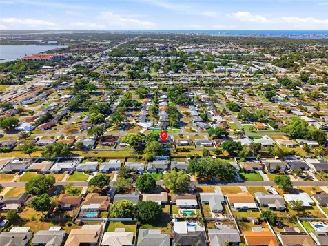 10943 90th Avenue Seminole FL 33772