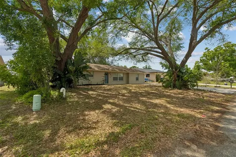 4018 Prado Drive Sarasota FL 34235