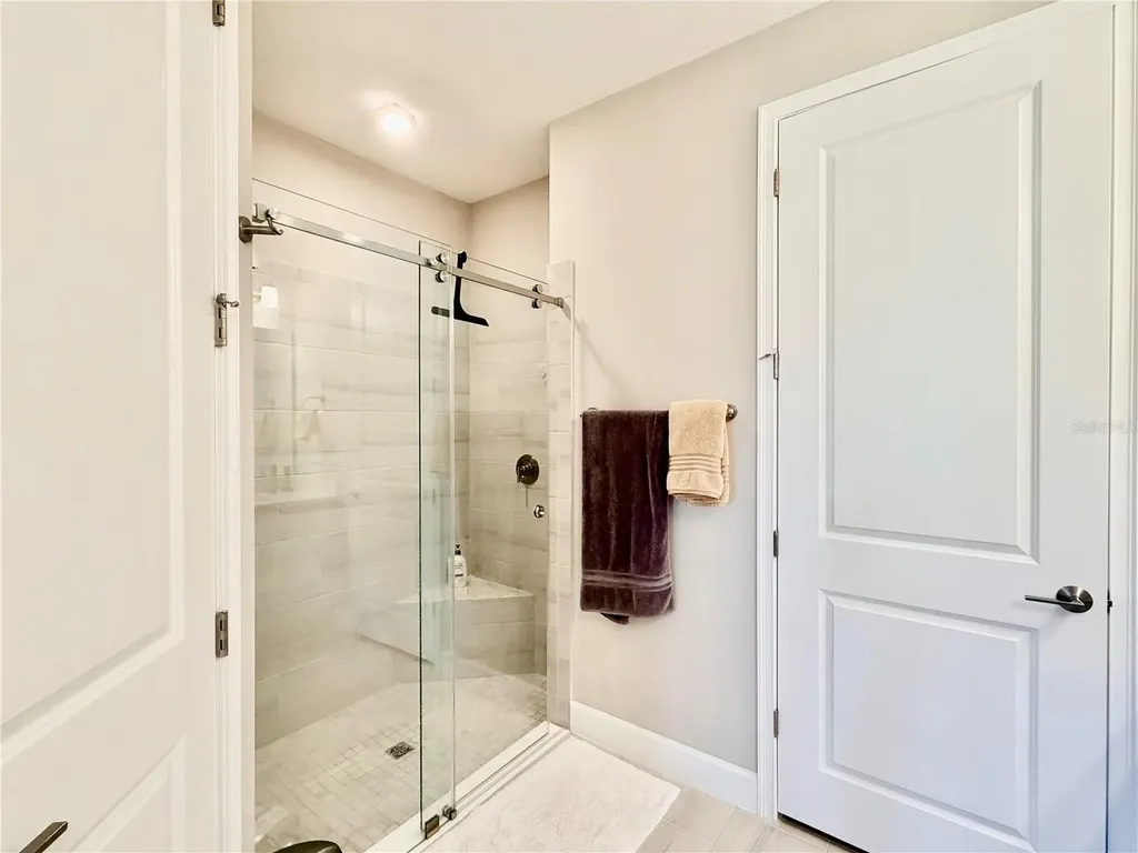 6111 Mesa Glen Bradenton FL 34203