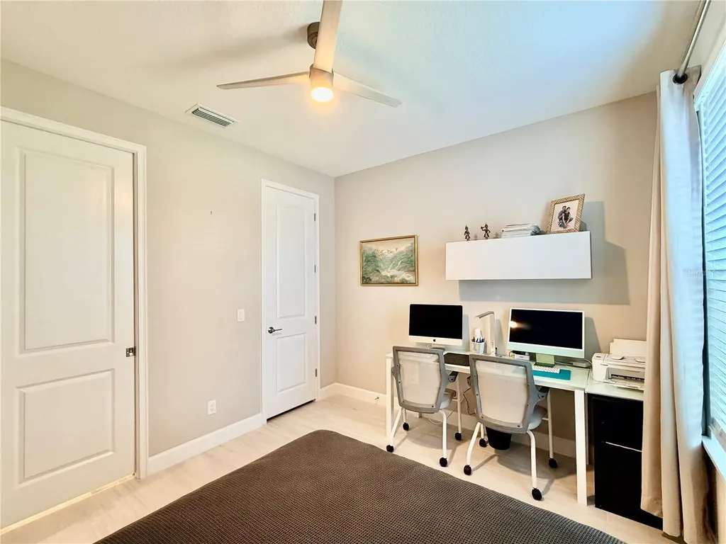6111 Mesa Glen Bradenton FL 34203